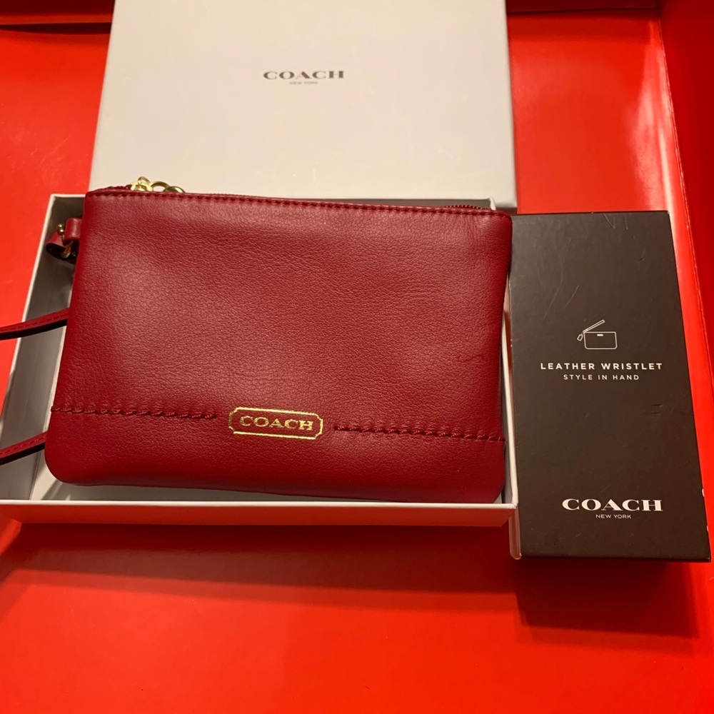 COACH Corner Zip Wristlet